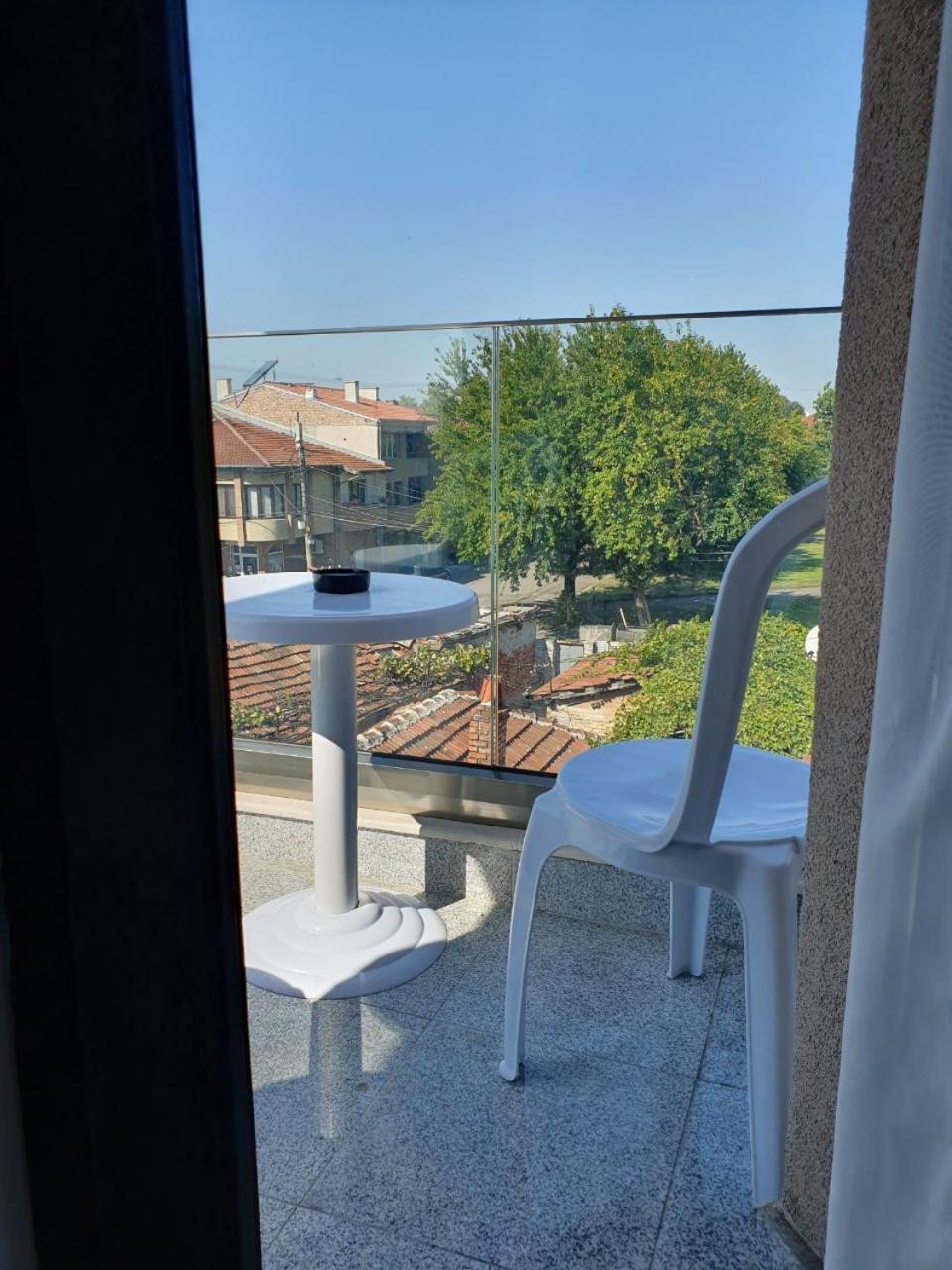 Family Hotel Novel City Burgas Quarto foto