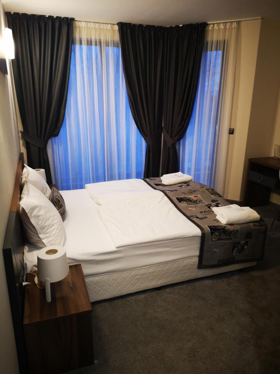 Family Hotel Novel City Burgas Exterior foto